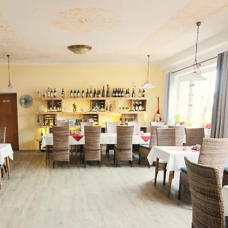 Hotel Zur Linde-3
